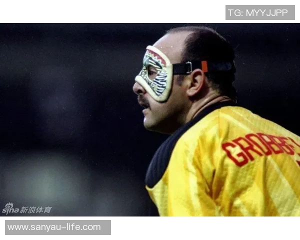 面具足球明星有哪些值得关注的球员及其背后的故事