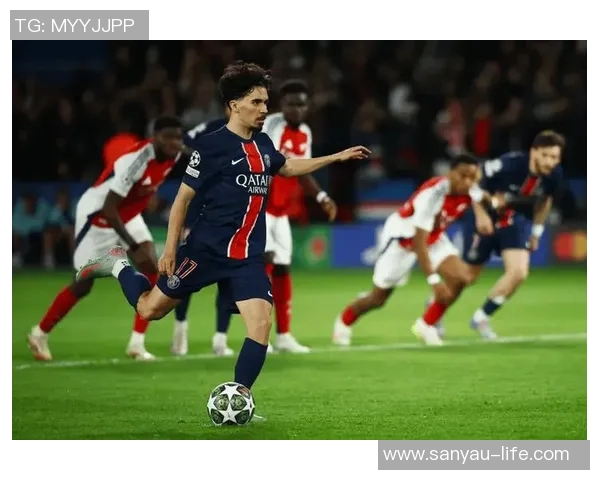 2020年巴萨与大巴黎激战回顾：欧冠经典对决的荣耀与遗憾